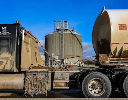 Аляска выдала разрешения на строительство дороги в удаленный горный район
